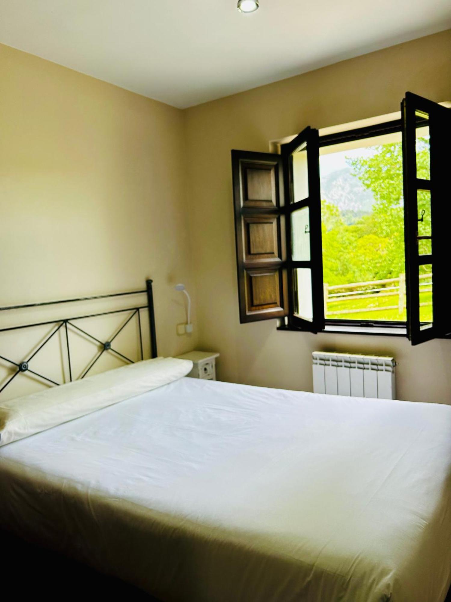 Apartmán Casa La Maestra Arriondas Exteriér fotografie