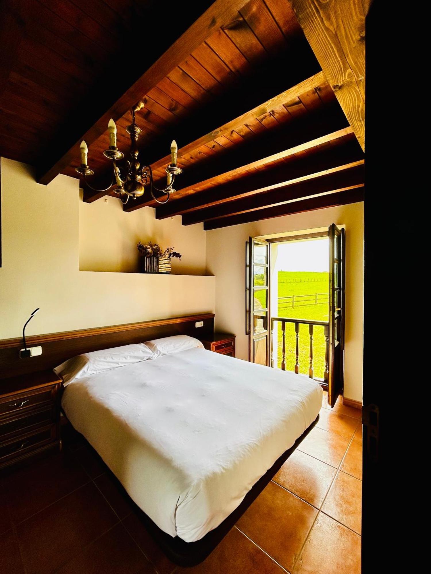 Apartmán Casa La Maestra Arriondas Exteriér fotografie