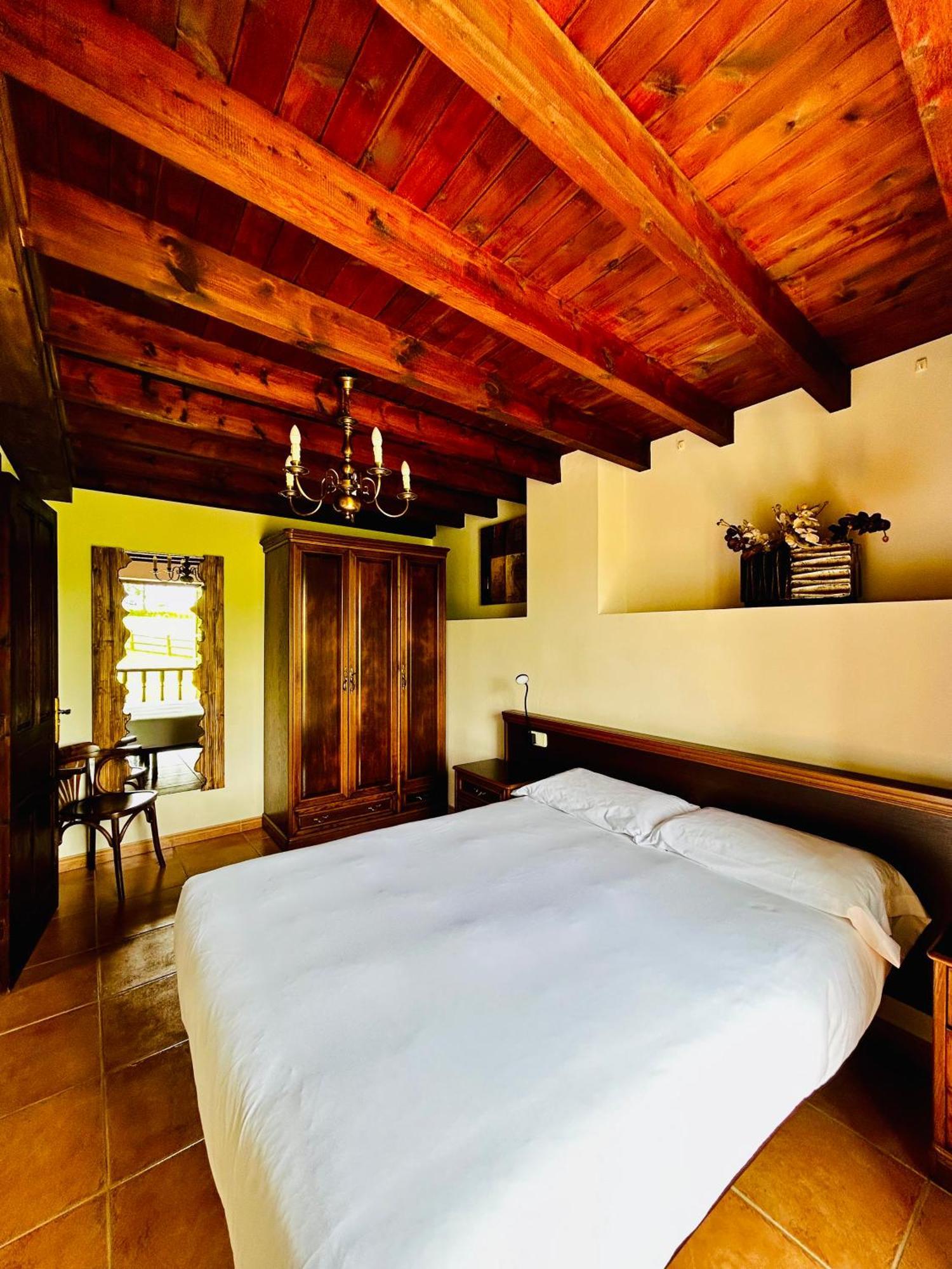 Apartmán Casa La Maestra Arriondas Exteriér fotografie